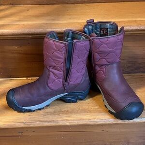 Keen waterproof snow boots